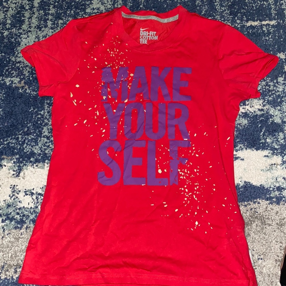 Nike dri fit t shirt make your self size large